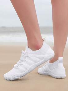 女士透气速干沙滩鞋、游泳鞋、水鞋、白色赤足鞋、沙滩鞋、防滑室内跑步机鞋、健身鞋、拖鞋 - 白色 - 查看 6