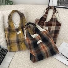 Women Shoulder Bags - 橘子黑格 - 查看 2