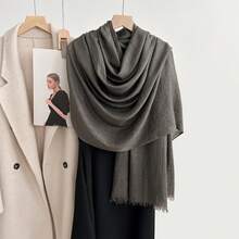 1 件女士时尚简约条纹渐变褶皱流苏涤纶围巾，休闲百搭头巾防风防晒披肩 - 彩色 - 查看 17