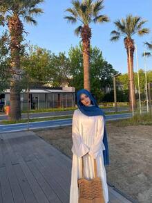 1 Khăn trùm đầu bằng vải voan giả ngọc trai màu trơn cho nữ, khăn trùm đầu trơn kiểu Ả Rập giản dị, thích hợp mặc hàng ngày ở Trung Đông để mặc trong trang phục - Màu xanh lam - Xem 3