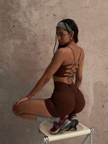 PinkTip Solid Color Convertible Cropped Top And High Waist Pants Set, Criss-Cross Back Design, Tummy Control And Butt Lifting, Four-Way Stretch Moisture-Wicking Fabric, Essential For Fitness, Yoga And Streetwear - 咖啡棕 - 查看 6