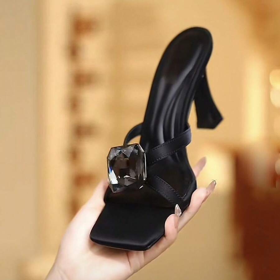 Women Heeled Sandals - 黑色 - 查看 1