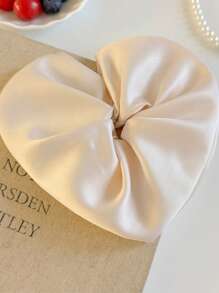 4条装纯色优雅复古宫廷风涤纶缎面心形发圈，高弹力发绳，时尚浪漫设计，适合女孩，是情人节、旅行、摄影配件、马尾辫发圈、洗脸发饰、头饰、化妆家居健身女性配饰头饰的理想之选。