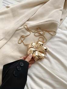 1 Peça Nova Bolsa de Mão Pequena para a Noite com Flor em Formato Metalizado Eletrodepositado Brilhante, Acessório de Moda com Corrente, Porta-Moedas Elegante, Estojo para Batom, Bolsa para Fone de Ouvido, Presente para Mulheres, Adequado para Dia dos Namorados, Festa, Vestido de Casamento, Uso como Bolsa de Ombro/Transversal - Dourado - Visão 2