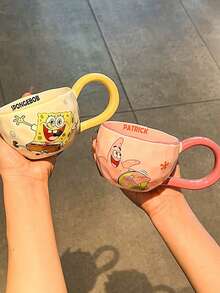 SpongeBob SquarePants 一套官方礼盒，高品质陶瓷马克杯，这是一款经过认证的高品质陶瓷杯产品，适合家庭使用。可用作早餐杯或牛奶杯。 - 彩色 - 查看 4