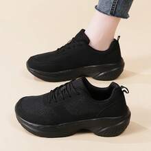 Damen bequeme Schuhe mit dicker Sohle, tägliche Schnürschuhe minimalistischer Athletikschuhe, atmungsaktive Mesh-Plateauschuhe, modische sportliche vielseitige Sneaker mit dicker Sohle und Mesh, Lässig Laufschuhe, geeignet für den Lässig-Bereich - Schwarz - Übersicht 5