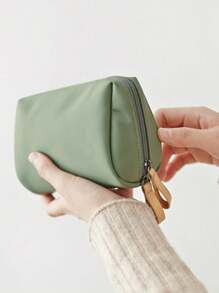 1pc Black Lipstick Jewelry Portable Splash-Proof Travel Makeup Pouch, Black Or Beige Lining Randomly Shipped, Korean Style Lipstick Bag For Women, Large Capacity Waterproof Cosmetic Bag, Compact Minimalist Makeup Bag For Travel Bag,Room Decor, Bags,Makeup Bag,Vanity,Travel,Make Up Bag,Travel Essentials,Organizer,Storage,Travel Essential,Makeup Organizer,Makeup Bags,Make Up Organizer,Organiser,Toiletry Bag,Desk Organiser,Cosmetic Bag,Makeup Pouch,Make Up Organize,Vanity Accessories,Make Up Pouch,Make Up Bags,Makeup Bag,Make Up Bag,Makeup Bags,Cosmetic Bag,Makeup Organiser,Travel,Makeup Pouch,Bag,Vanity,Make Up Pouch,Travel Essentials,Pouch Bag,Make Up Bags,Bags,Travel Essential,Vanity Accessories,Small Makeup Bag,Makeup Pouch,Cosmetic Bag,Travel Essential,Large Capacity,Large Makeup Bag