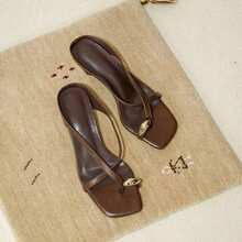 Women Heeled Sandals - 黑色 - 查看 7