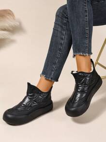 Women's Winter New Boots, Thick Warm Winter Boots, Waterproof Anti-Slip Wear-Resistant Cold-Resistant Mid-Calf Slip-On Boots, Lightweight Versatile Outdoor Boots - Black - View 4