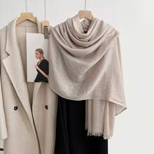 1 件女士时尚简约条纹渐变褶皱流苏涤纶围巾，休闲百搭头巾防风防晒披肩 - 彩色 - 查看 6