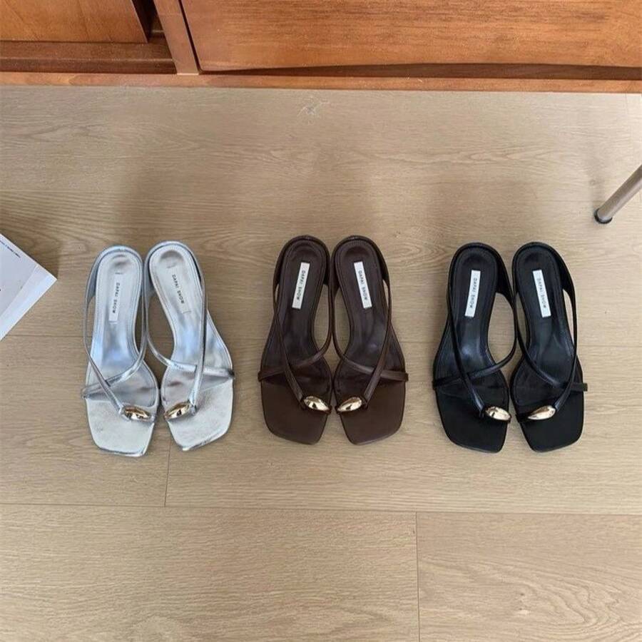 Women Heeled Sandals - 黑色 - 查看 1