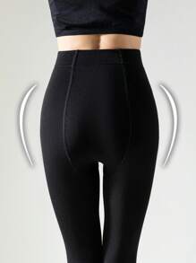 1双女士黑色保暖内衬紧身裤，弹力修身毛绒打底踩脚裤，适合春秋季穿着，舒适保暖