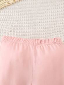 Set de 2 piezas para niñas con camiseta de manga larga de punto con estampado de mariposa y pantalón acampanado rosa, adecuado para usar al aire libre o diariamente en otoño