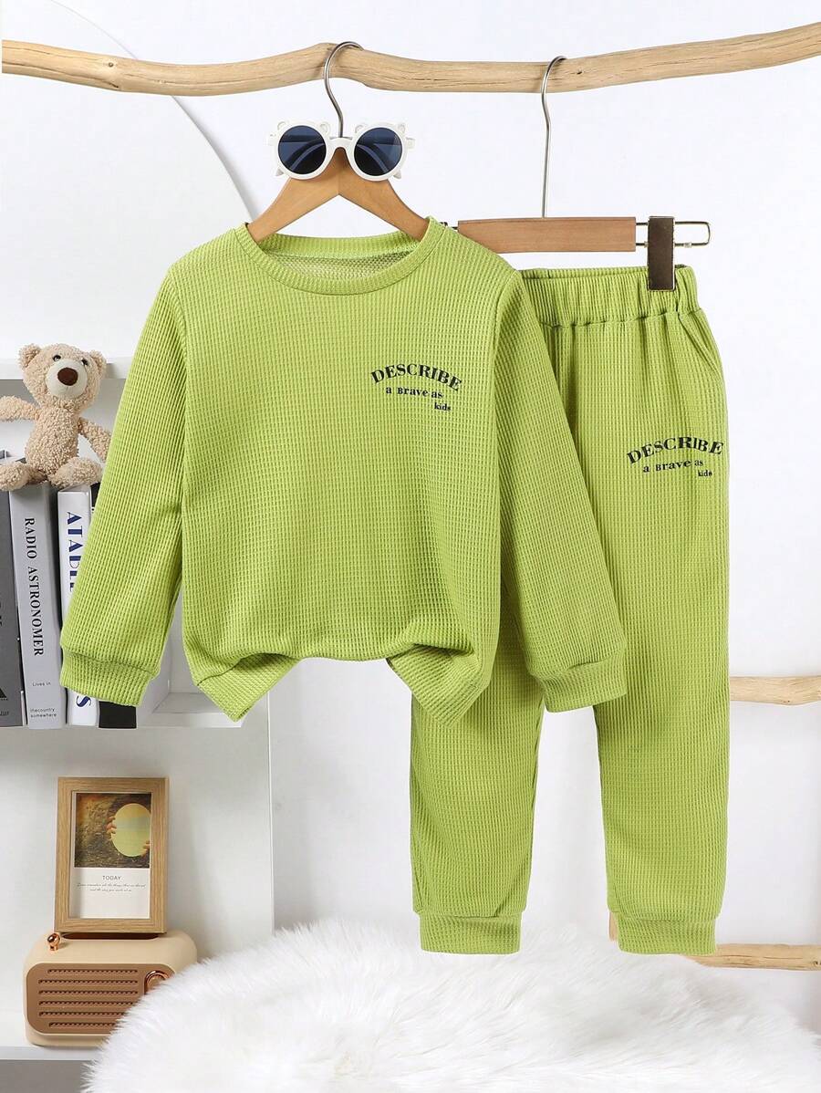 Conjunto casual de 2 piezas de Top de manga larga con estampado de letras y pantalones con cordón para niños/as pequeños/as, adecuado para uso diario y actividades al aire libre