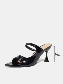 女士高跟鞋，时尚优雅，适合派对、户外活动和正式场合。尖头设计，闪亮点缀，柔软如镜面的材质，舒适的套穿式款式，百搭的黑色，适合休闲、正式和户外穿着，以及春夏装扮。 - 黑色 - 查看 4