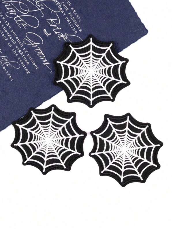 4 pièces Patchs thermocollants brodés en noir et blanc avec motif toile d'araignée, accessoire de costume d'Halloween