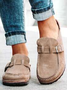 1 Pair New Design Flat Soft Bottom Sandals, Fashion Closed Toe Buckle Rubber Sole Outdoor Casual PU Leather Bohemian Retro Strap Slippers, Perfect Gift For Christmas, New Year, Birthday For Family, Friends Or Yourself (Recommend Ordering One Size Up)