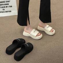 Women Athletic & Outdoor Sandals & Slides - 黑色 - 查看 5