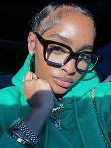 1 PC Square Frame Eyeglasses Clear Lens For Reading, Gaming, TV,Computer And Phones Glasses Accessories For Women Men