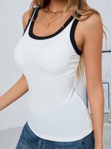 1 pieza Camiseta de yoga con sujetador incorporado 2 en 1, camiseta sin mangas casual con espalda en U para uso al aire libre