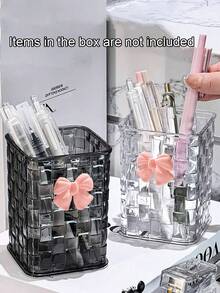 1/2 szt. Uroczy uchwyt na długopisy w kształcie kokardy - organizer na biurko na pędzle do makijażu i artykuły biurowe, eleganckie przechowywanie pędzli do makijażu, idealne do kreatywnych projektów dekoracyjnych dla dziewcząt, studentek i dziewcząt, na wakacje, plażę, kolekcję łazienkową, kolekcję sypialni, dużą torbę, wystrój pokoju, torby, kosmetyczki, toaletkę, podróż, kosmetyczkę, niezbędne rzeczy w podróży, organizer, przechowywanie, niezbędne rzeczy w podróży, organizer do makijażu, kosmetyczki, organizer do makijażu, organizer, kosmetyczka, organizer na biurko, kosmetyczka, kosmetyczka, organizer do makijażu, akcesoria toaletowe, kosmetyczka, kosmetyczki, pudełko na biżuterię, saszetka, uchwyt na pędzle do makijażu, uchwyt na pędzle, organizer na perfumy, saszetka