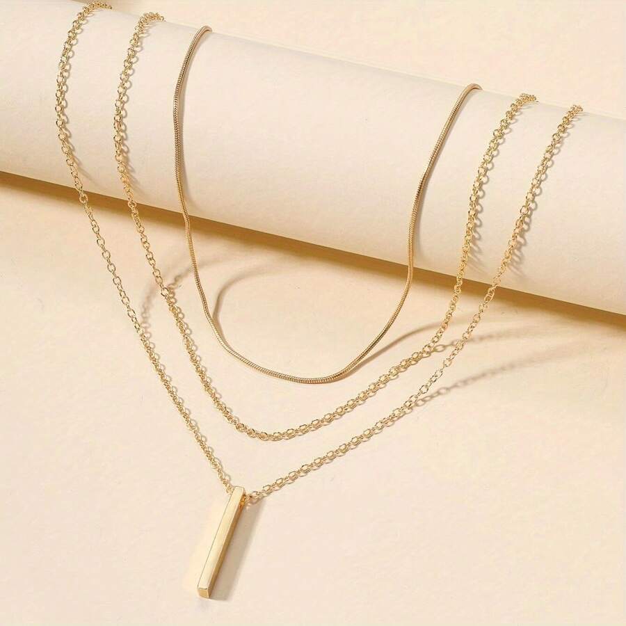 1 Set Of Fashion Necklaces, Multi-Layer Holiday Style Geometric Pendant Chain Necklaces, 18K Gold-Plated Jewelry, Party Wear, Gift For Friends. Gold (Mellow, Warm, Rich), K Gold (Fashionable, Diverse), Rose Gold (Gentle, Romantic), Pendant Chain (Single Main Stone, Simple), Set Chain (One-Piece Molding, Exquisite), Primary And Secondary Clear (Simple Plain Chain Against Complex Neckline, Not Stealing The Show), Stacking (Multi-Layer Thin Chain Length Staggered, Not Messy), Complex And Simple Complement Each Other - 金色 - 查看 1