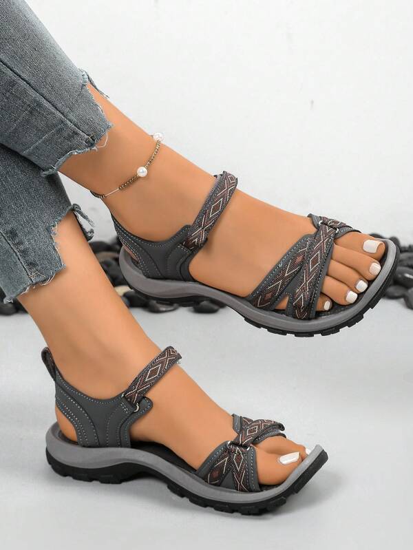 Sandalias para mujer para uso en exteriores, calzado playero con tiras tejidas de color en contraste con cierre de , suela que masajea el pie, suela antideslizante bicolor duradera, sandalias deportivas