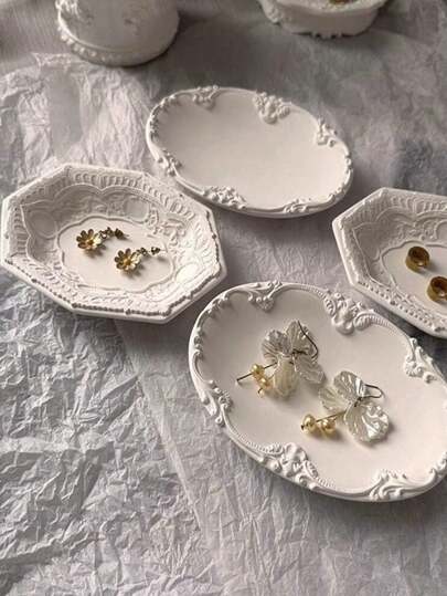 Floating Plaster Jewelry Display Tray, Creative Shaped Design, European Style Jewelry/Ring Storage Organizer, Photo Prop, Sun Travel, Back To School, Modern Decorative Tray, High Conversion Keywords, Perfect For Rings, Earrings, Necklaces, Vanity Table, Bedroom, Living Room, Office, Gift For Women, Girls, Minimalist, Chic, Stylish, Multi-Purpose, Functional, Must-Have Home Decor, Ideal For Holiday Gifts, Christmas, Thanksgiving, Everyday Use, Fashionable, Unique Accent Piece.