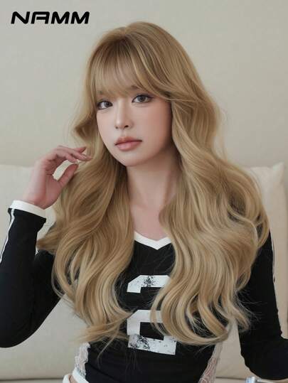 24 英寸金色长卷发女士假发 - 优雅蓬松假发，带刘海，外观自然，非常柔滑的合成耐热纤维全机发假发，适合女孩日常佩戴、音乐节派对特惠、角色扮演动漫使用 - 樱花庆典华丽派对街头穿着摄影使用