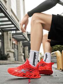 男士透气网眼休闲火焰图案运动鞋，软底轻便青少年运动跑步鞋，红色