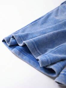 夏季男士休闲运动套装，包含宽松短袖T恤（做旧雪水效果）和松紧腰抽绳短裤，适合街头、户外、徒步、海滩等场合。 - 藍色 - 查看 6