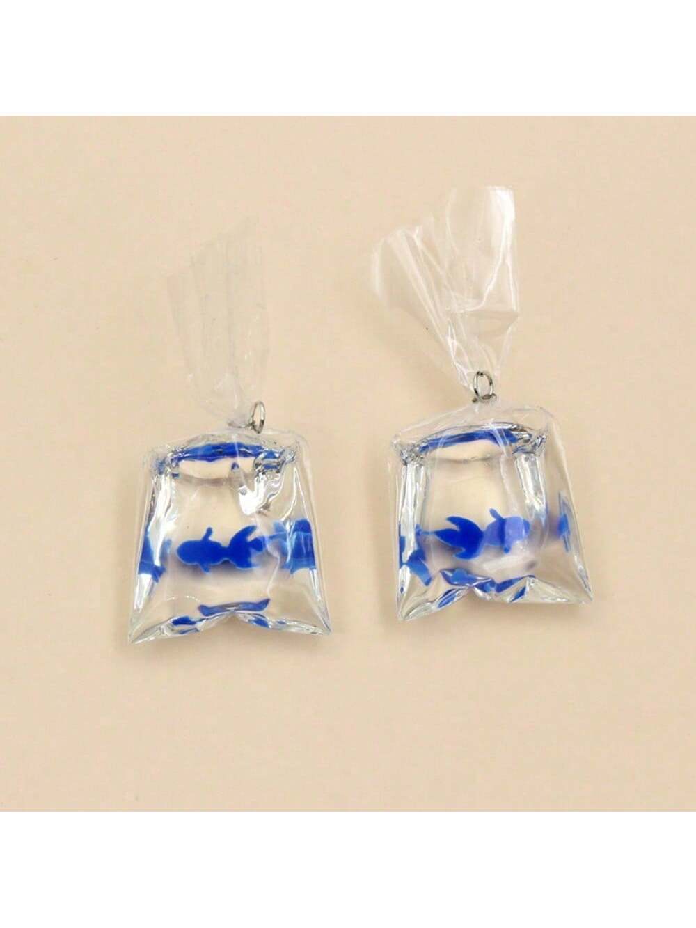 8 قطع مغناطيس ثلاجة من الراتنج بتصميم سمكة ذهبية و...