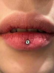 قطعة واحدة من أقراط الأذن المرصعة بالزركونيا المكعبة من التيتانيوم G23 بشكل دائري، أقراط الغضروف، خاتم الشفة، خاتم الأنف، مجوهرات ثقب التيتانيوم F136، مناسبة للاستخدام اليومي للنساء