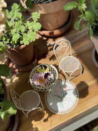 1 pezzo/3 pezzi Sedie a dondolo in miniatura impermeabili per giardino e decorazione domestica - Statuette in miniatura senza bisogno di alimentazione elettrica