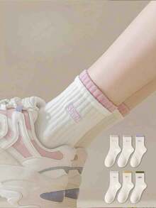 3 paires (non brodées) de chaussettes blanches mode polyvalentes de couleur aléatoire, chaussettes mi-mollet pour femmes, automne/hiver, design avec lettres, chaussettes de sport absorbantes, chaussettes sans couture, chaussettes avec lettres, chaussettes d'automne - Multicolore - Voir 2