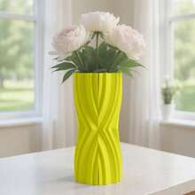 ORIZZONTE Vaso Decorativo Moderno Scultoreo – Vaso Design Geometrico per Fiori Secchi, Oggetto d'Arredo da Scaffale o Tavolo, Stile Minimal per Casa, Studio o Ufficio, 8.2 * 8.3 * 18 cm, 100% Made in Italy - Giallo - Visualizzare 4