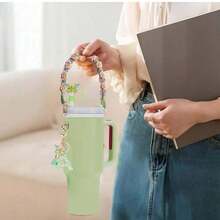 Set für 30/40 Oz Becher, inklusive Henkelriemen, Plüschball und Schlüsselanhänger, schöne Wasserbecherdekorationen