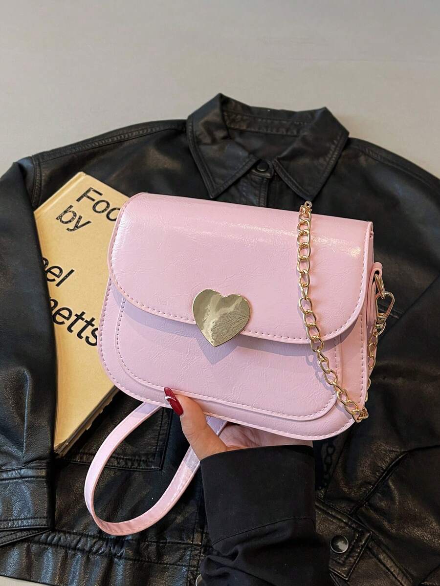 1 件粉色金属心形装饰纯色 PU 材质马鞍包女士斜挎链条包