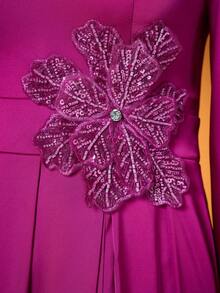 Elegante, Nova Chegada, Um Ombro, Elegante, Vestido de Baile, Floral 3D, Fenda Alta, Manga Babada, Cetim, Vestido Longo, PARA, Baile de Formatura, Casamento, Vestido de Festa, Vestido de Convidada de Casamento, Vestido de Noite