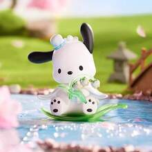 Miniso 名创优品新款韵律花朵连衣裙盲盒，精致彩绘细节，PVC材质，非常适合主题装饰和生日礼物（1件，随机发货） - 彩色 - 查看 4