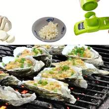 1pc Mini Garlic Grinder Creative Garlic Press Kitchen Garlic Mash Manual Garlic Mashing Green Kitchen Gadgets Outdoor Picnic And Barbecue Tools