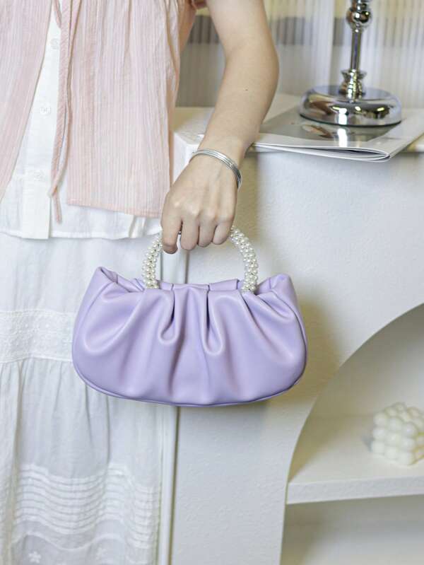 Nova Bolsa Clutch Plissada em Formato Redondo com Pérolas Falsas