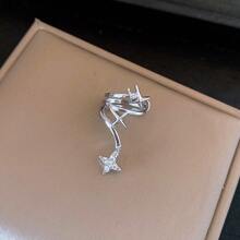 1pc Men's Silver Spiral Star Zirconia Single Ear Clip