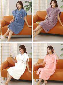 女士沐浴后浴袍，柔软舒适，适合桑拿、水疗等场合，带口袋，刺绣口袋浴袍，成人睡袍，带腰带，吸水性强，柔软舒适，是送给女性的理想礼物。浴巾、可穿戴浴巾、长袍、浴袍、浴室装饰、浴室配件、情人节礼物 - 和尚袍浴巾 - 查看 13