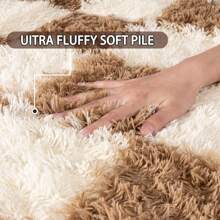 5x7 Feet Checkered Area Rugs For Living Room, Black And Pink Modern Shag Plaid Rug Washable Non-Slip Large Area Rug Super Soft Indoor Fuzzy Carpet Fluffy Rugs For Bedroom Home Aesthetic Decor