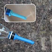 迷你个人卫生冲洗器随身携带饮料瓶冲洗器插入瓶口即可使用旅行沐浴露便携式妇科冲洗器 - 彩色 - 查看 7