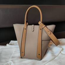 Women Shoulder Bags - 黑色 - 查看 3