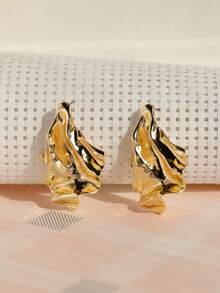 1 Pair Asymmetrical Smooth Textured Decorative Earrings, Fashion Jewelry Suitable For Women - Pleated Earrings - View 2