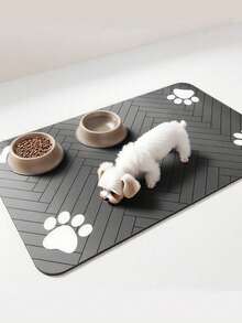 1 件速干硅藻土宠物喂食垫 - 防溅、吸水、易于清洁，适用于狗和猫，人字形图案带爪印设计，黑色，宠物喂食垫可水洗