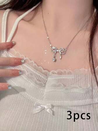 1/3/5pcs Women Butterfly Pendant Necklace, Rhinestone Decor Dainty Choker Necklace Valentine's Day Accessories
